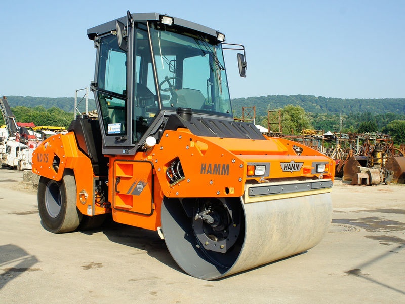 Аренда комбинированного катка Hamm HD 75K